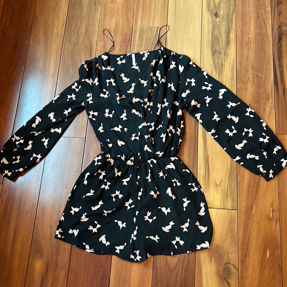 Black Sage Romper size small